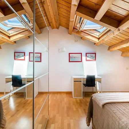 Duplex2 At The Entrance Of Venice, Cozy And Relax Βενετία